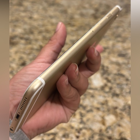UNLOCKED Apple iPhone 6 Plus 16gb Gold cell - Picture 6 of 12